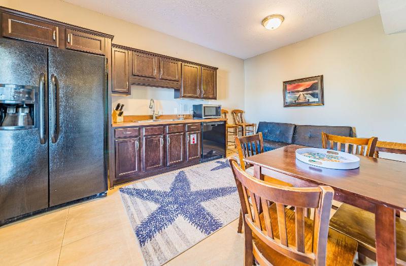 Outside-In - S Nags Head MP 18.5 Luxury Oceanfront Elevator Pool Cabana Home Theatre Pets OK - image 7