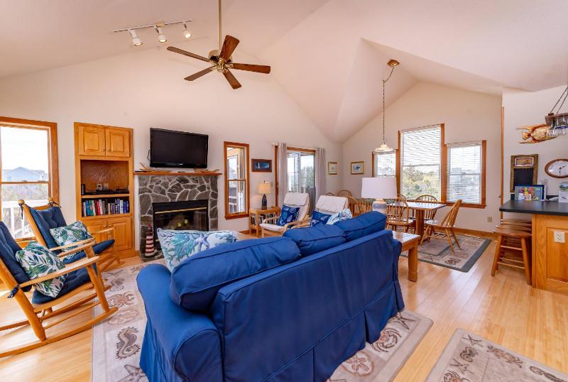 Windhaven - Corolla Whalehead Beach 400 Yds Pool Hot Tub Tiki Bar Pets OK Flex Stays - image 29