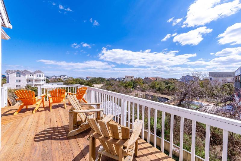 Windhaven - Corolla Whalehead Beach 400 Yds Pool Hot Tub Tiki Bar Pets OK Flex Stays - image 42