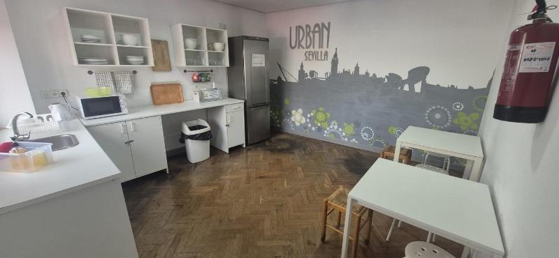 Hostel Urban Sevilla - image 14