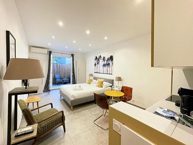 Viva Riviera - 19 rue des Frères Pradignac - image 50