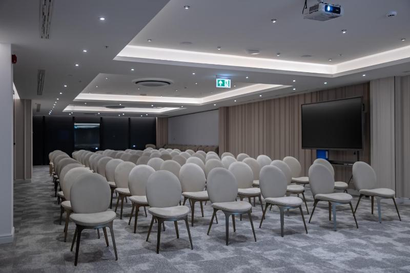 Hotel Cube - image 16