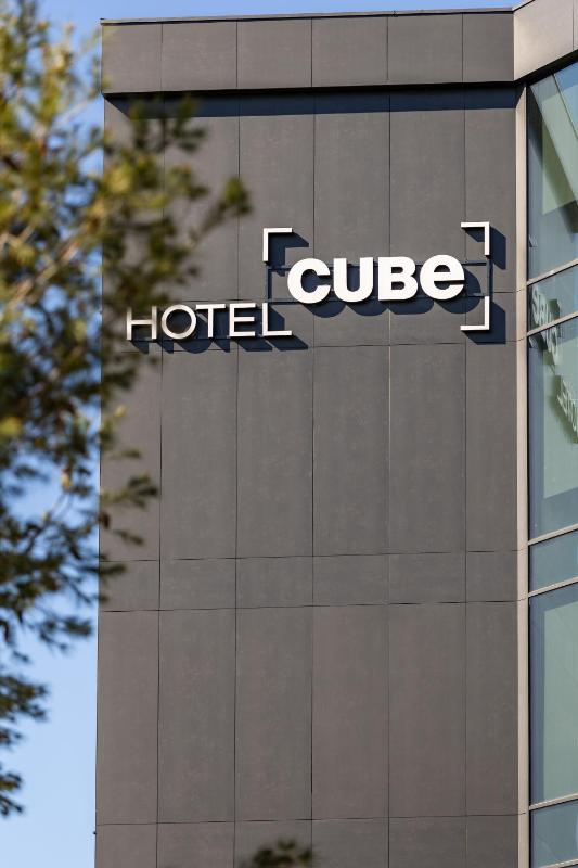 Hotel Cube - image 5