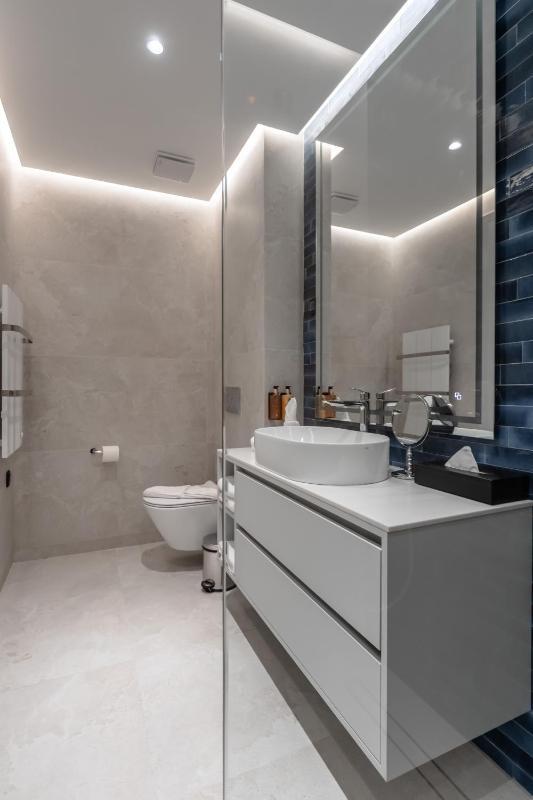 Hotel Cube - image 6