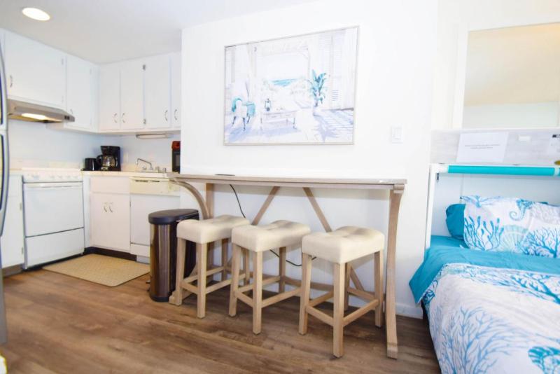 Golden Sands 1614 studio - image 7