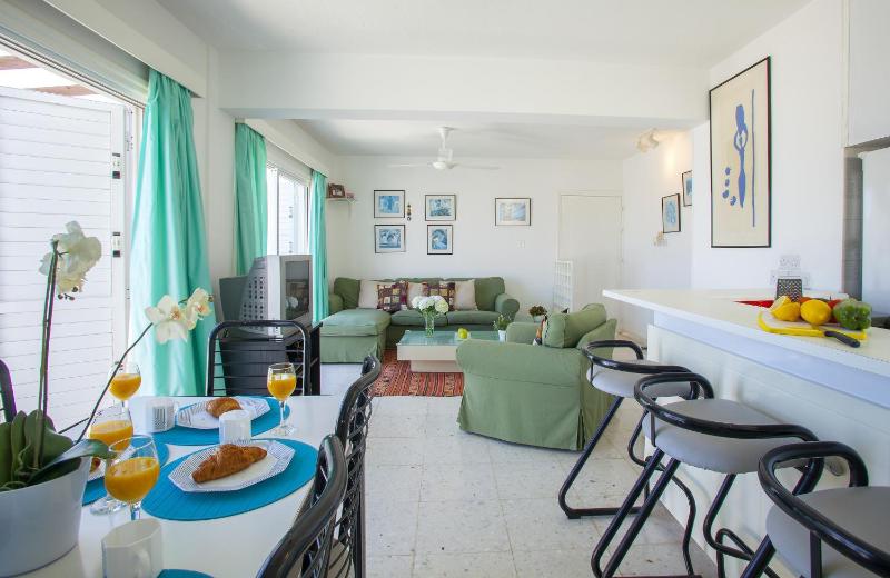 Protaras Holiday Suite Annie - image 14