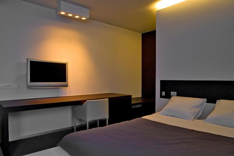 Junior Suite image 2