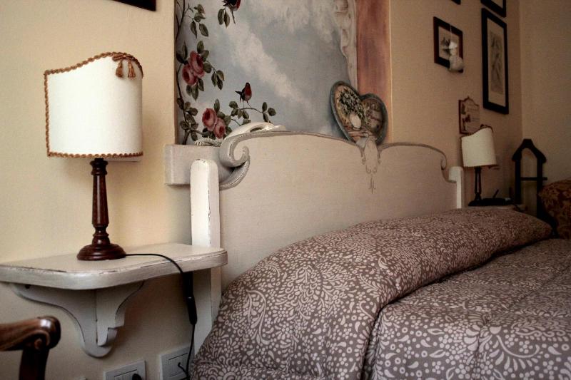 Double Room image 2