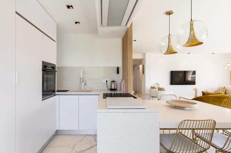 REF 1432 - 3 bedroom apartment for rent Centre Cannes - image 12