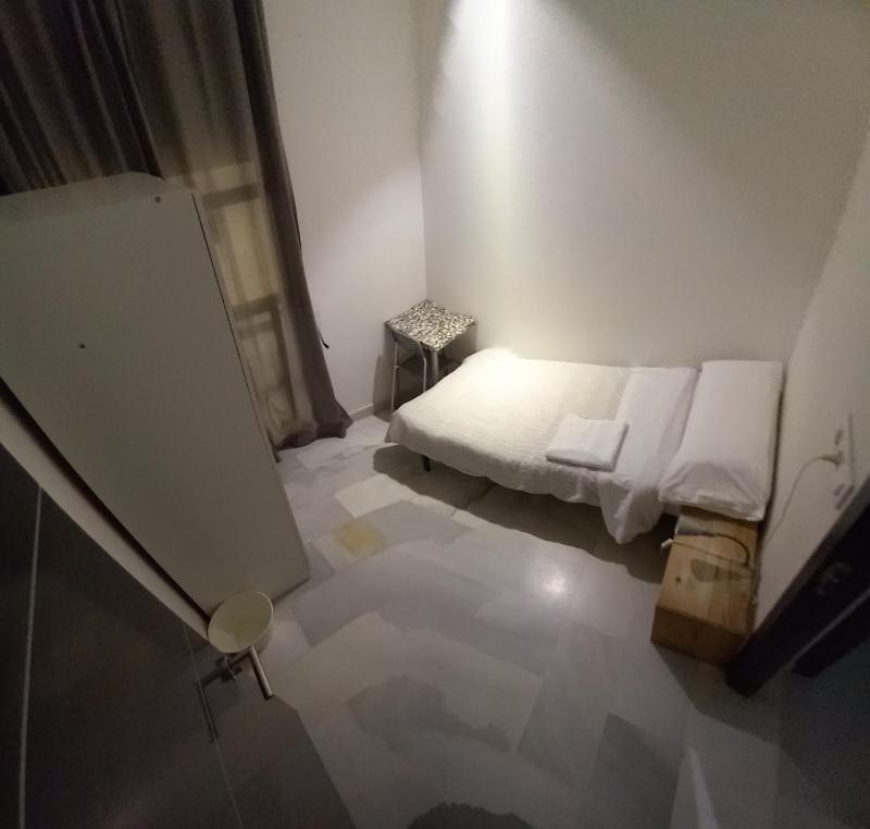 Hostel Central Sevilla - image 9