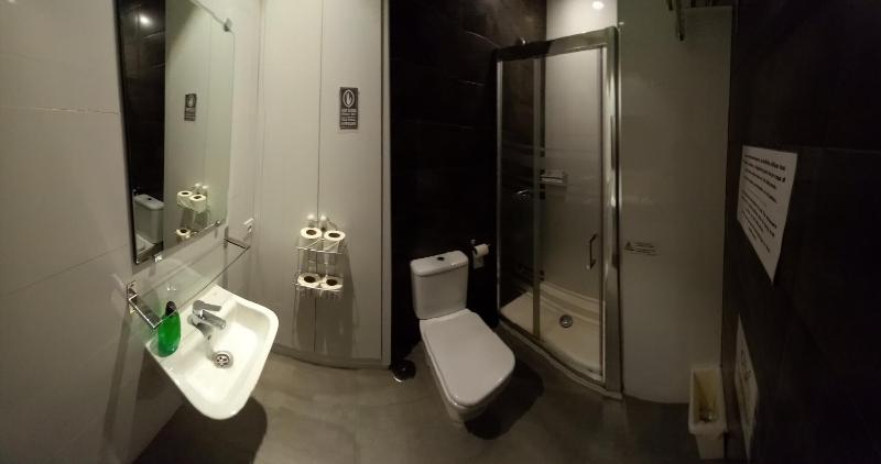 Hostel Central Sevilla - image 7