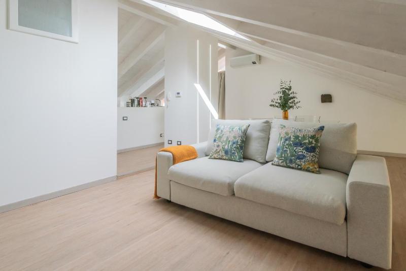 Como Sky Suite by Rent All Como - image 34