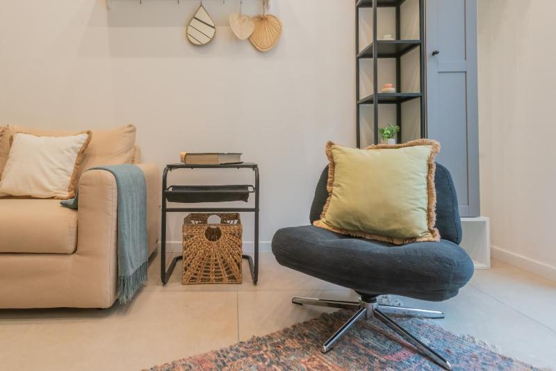 Como Loft Charme by Rent All Como - image 17