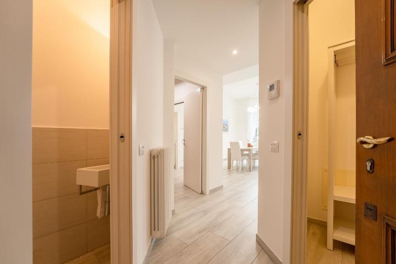White Magnolia - image 32