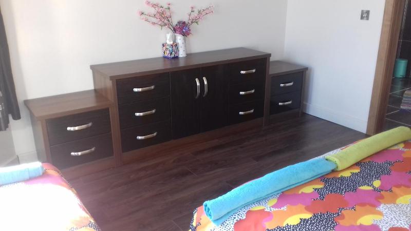 Deluxe Double or Twin Room image 3