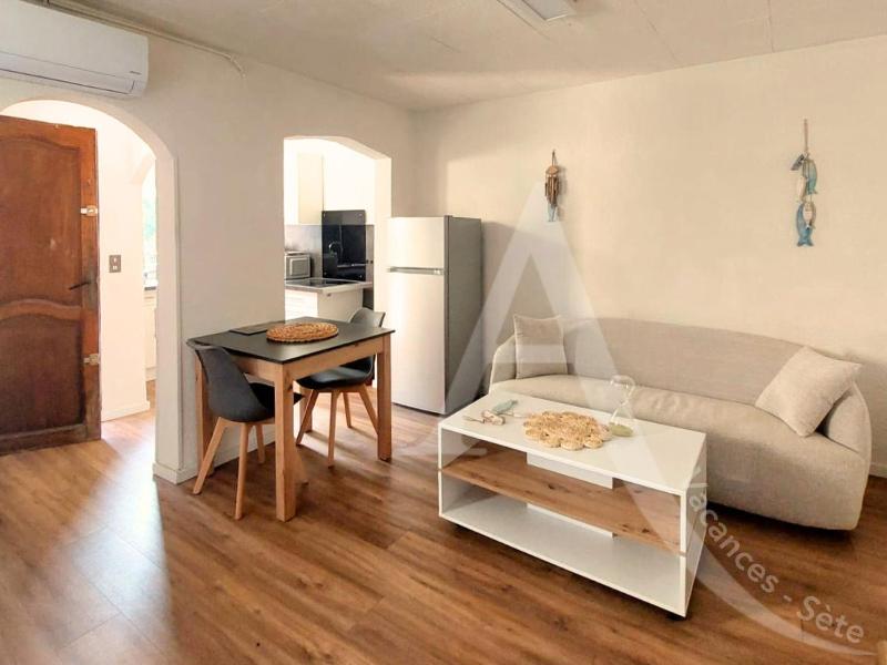 Studio independant avec climatisation wifi et espace exterieur - image 13