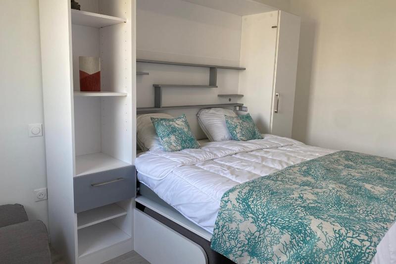Cozy renovated apartment behind Arcachon station - image 8