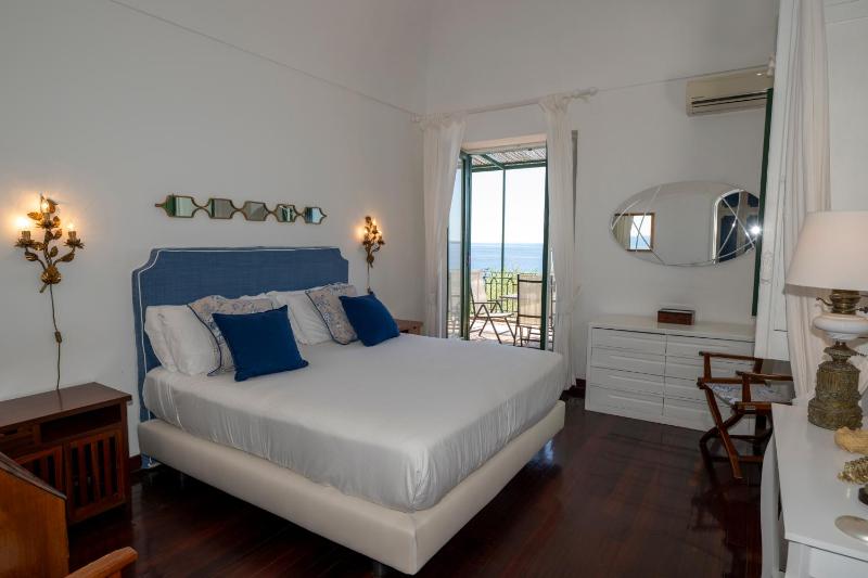 La Villa Positano - Luxury villa with private sea access - image 29