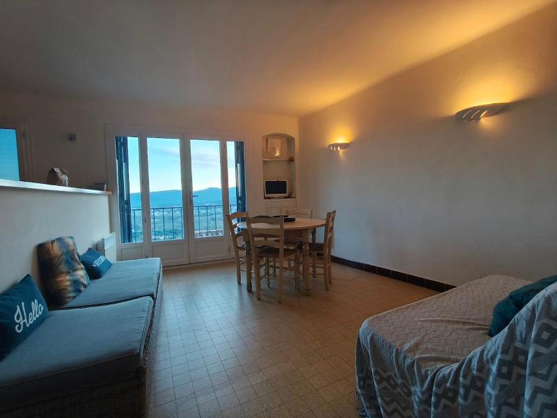 Grilaf - Appartement pour 4 personnes au cœur du village de Grimaud - image 20