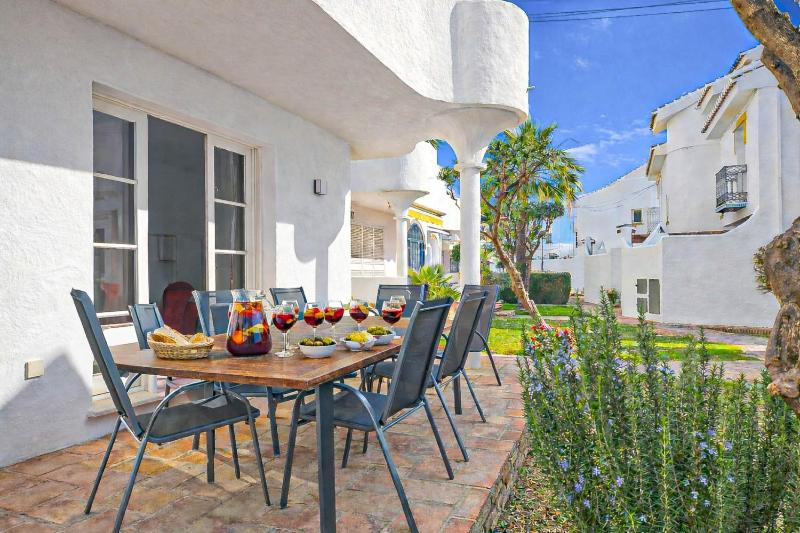 3 Bed Townhouse with roof terrace 100m to beach - image 42