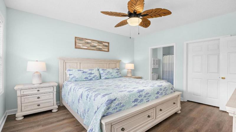121 Ironwood condo - image 4