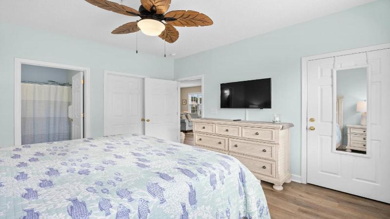 121 Ironwood condo - image 10