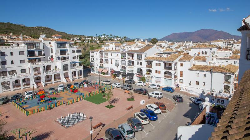 Marina Real 342 - image 15