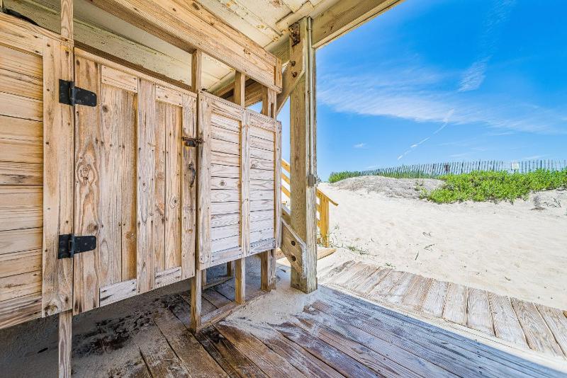 Primrose Cottage - S Nags Head MP 19 Oceanfront Steps to the Water Well Equipped Pets OK - image 17