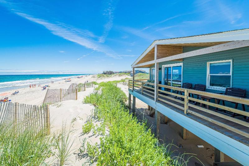 Primrose Cottage - S Nags Head MP 19 Oceanfront Steps to the Water Well Equipped Pets OK - image 40