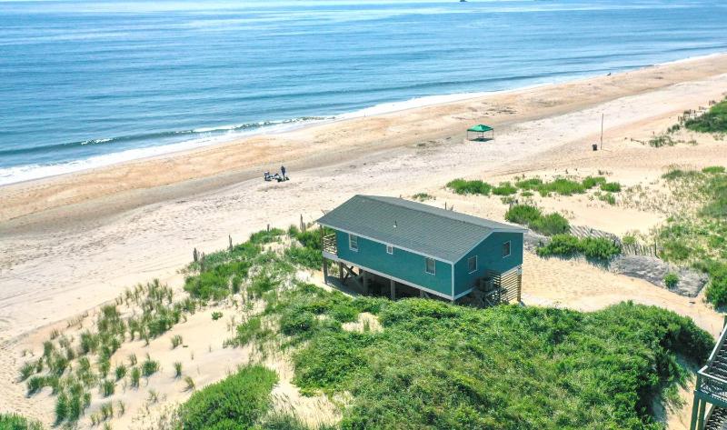 Primrose Cottage - S Nags Head MP 19 Oceanfront Steps to the Water Well Equipped Pets OK - image 26