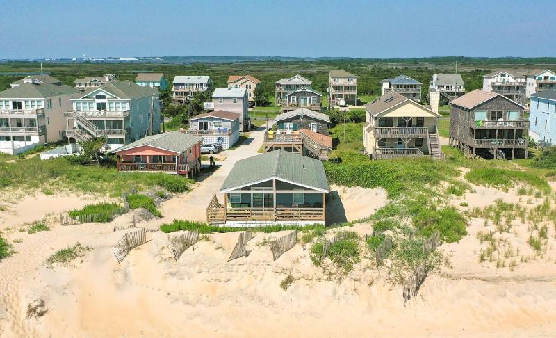 Primrose Cottage - S Nags Head MP 19 Oceanfront Steps to the Water Well Equipped Pets OK - image 46