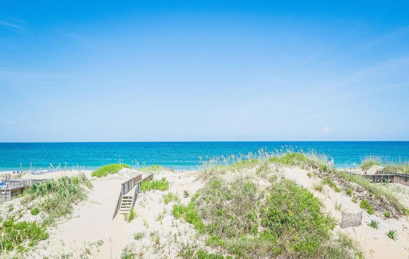 Anchored at Last - S Nags Head MP 19.5 Oceanfront Pool Hot Tub Kiddie Pool Pool Table Flex Stays - image 2