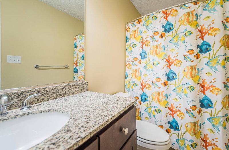 Beach Hive - Corolla Whalehead 75 Yds to Beach Ocean View Pool Cabana Hot Tub Arcade - image 6