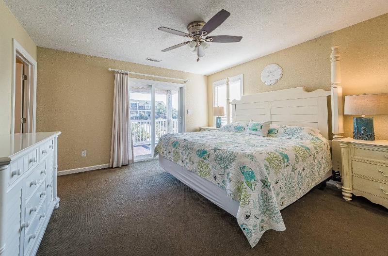 Beach Hive - Corolla Whalehead 75 Yds to Beach Ocean View Pool Cabana Hot Tub Arcade - image 26