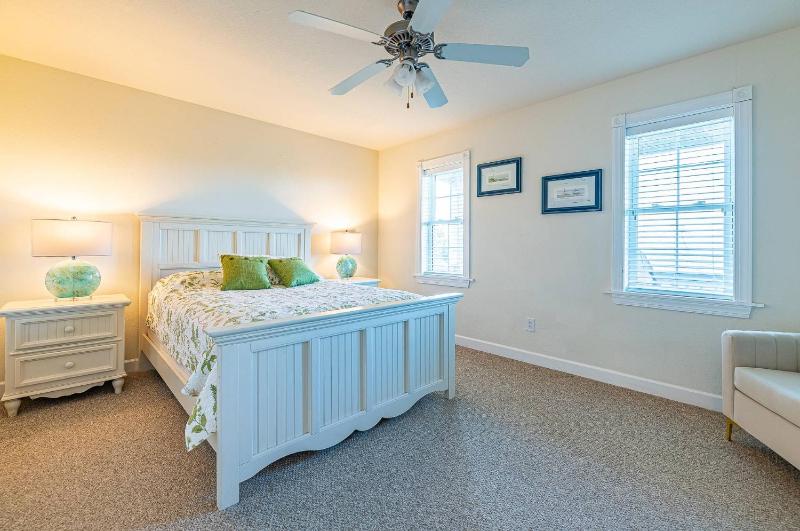 Sunrise to Sunset - S Nags Head MP 19.5 140 Yds to Beach Pool Rec Room Elevator Pets OK Flex Stays - image 12