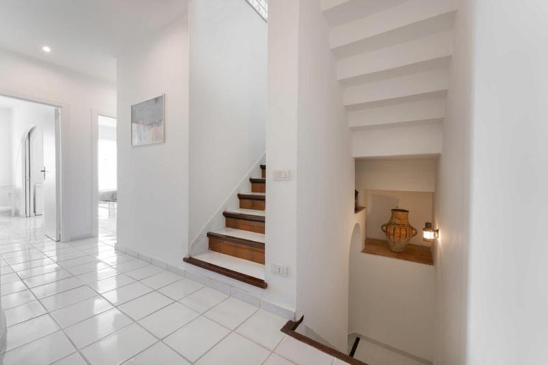 AMORE RENTALS - Villa del Sole - image 7