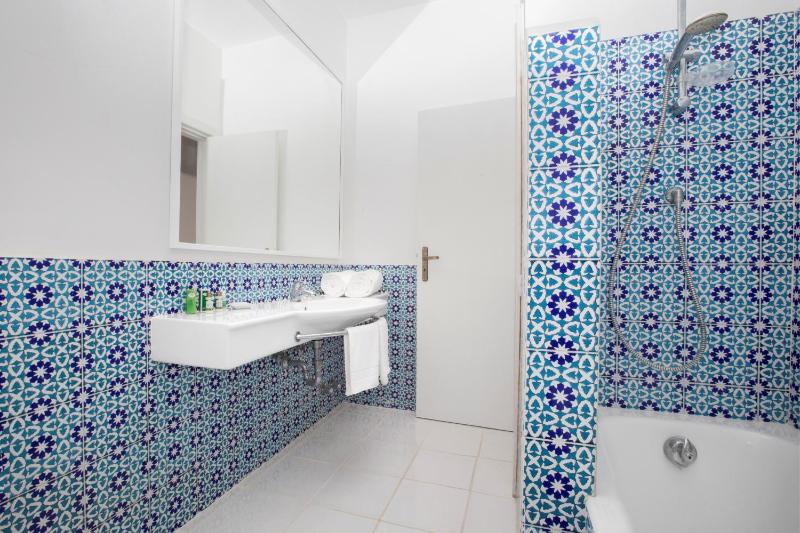 AMORE RENTALS - Villa del Sole - image 19