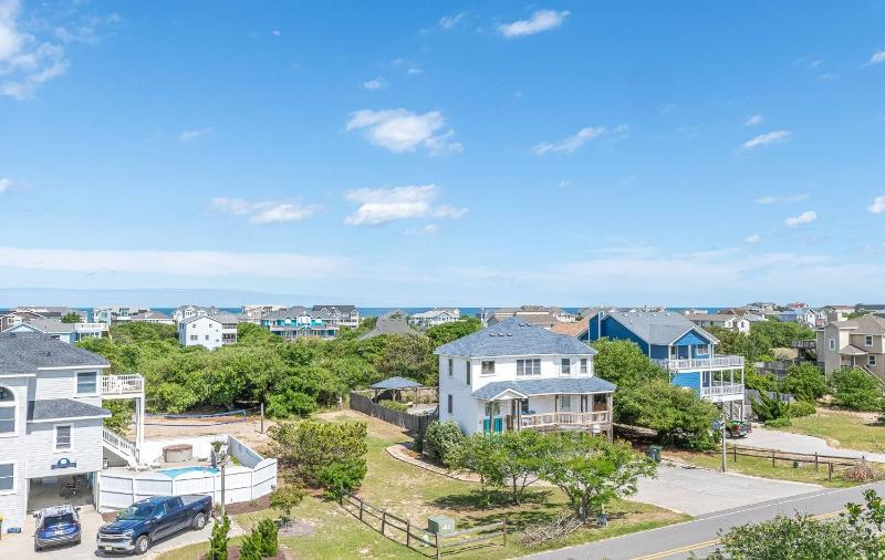 Mare Nostrum - Corolla Whalehead 430 Yds to Beach Ocean View Pool Hot Tub Events Flex Stays - image 14