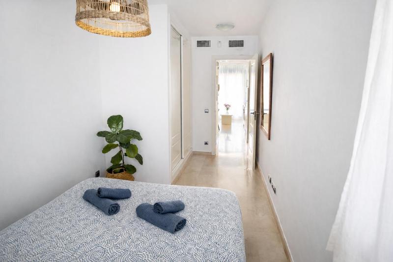 Apartamento Almar Benalmádena a 200 m de la playa - Piscina y Parking privado - image 9