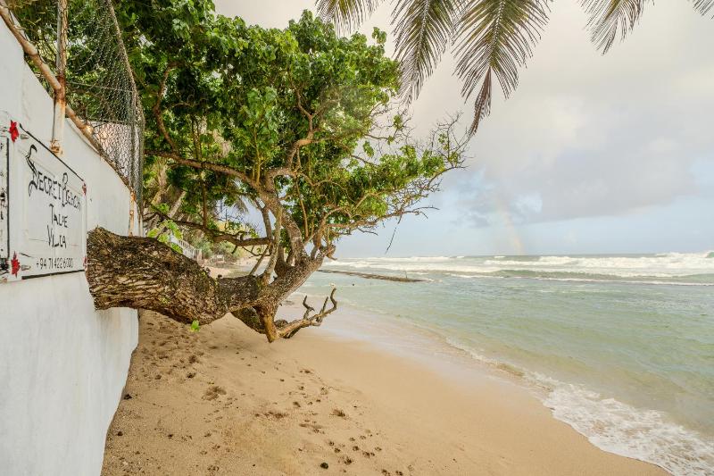Secret Beach Talpe Galle - image 40