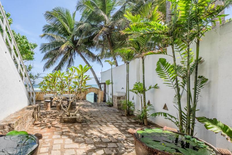 Secret Beach Talpe Galle - image 29