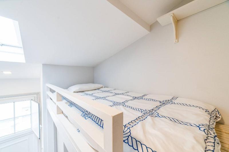 Cascais centre beautiful 85m2 apartment T2 with patio ground floor no step - image 15