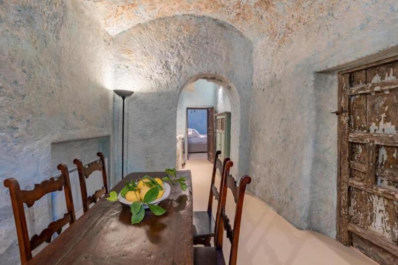 AMORE RENTALS - Villa Margherita - image 32
