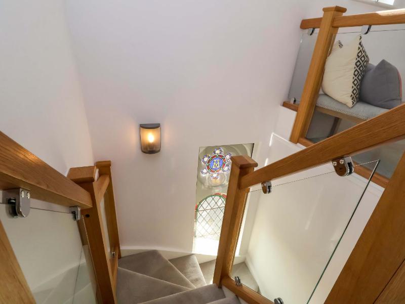 1 Chapel Place - image 37