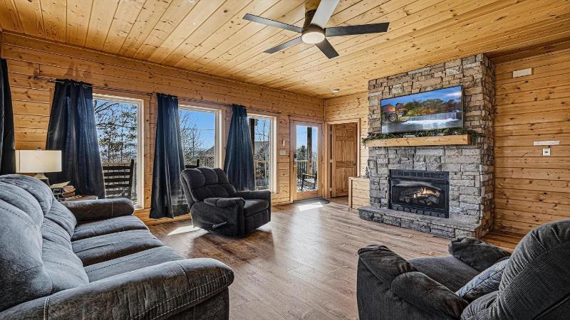 Big Bear - image 12