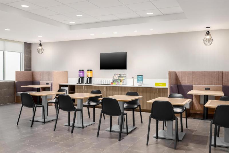 Home2 Suites by Hilton Virginia Beach Princess Anne - image 9