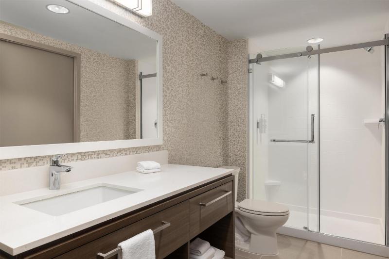 Home2 Suites by Hilton Virginia Beach Princess Anne - image 3
