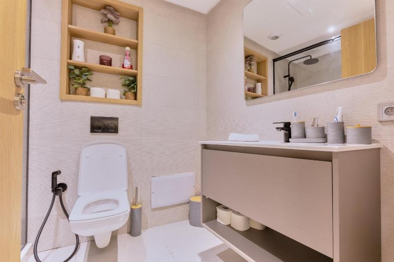 Luxury Apartment View Tower Residence Tangier City Center 11C - image 3