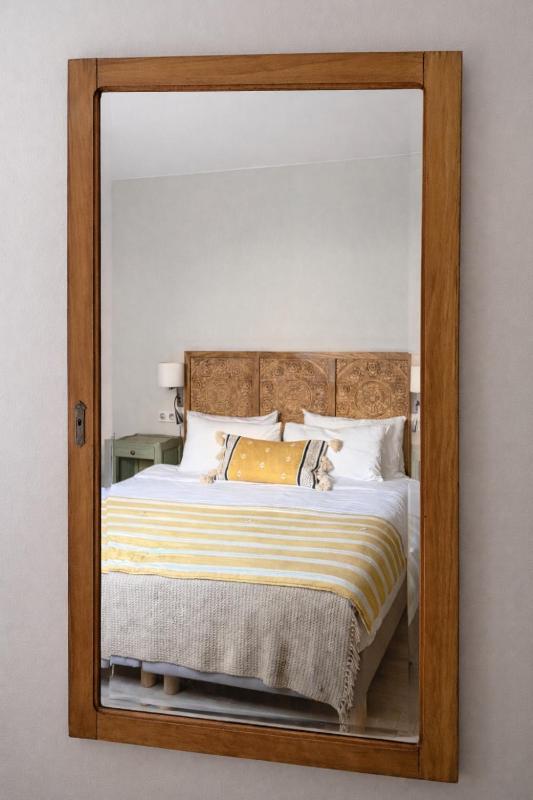 Irin Hotel - image 10