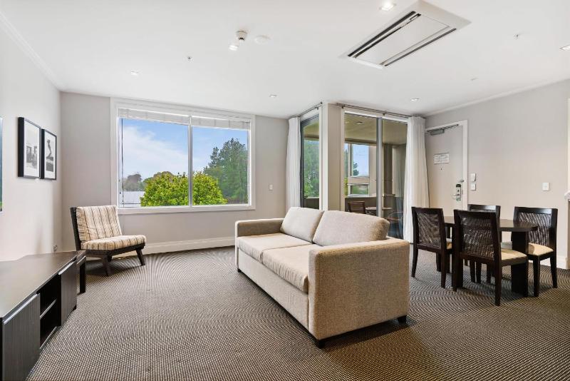 Hilton Lake Taupo - image 34